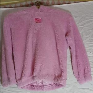 Pink fluffy puma sweatshirt. Very clean. Very comfy. Has elastic around waist.